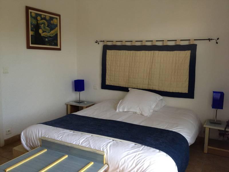Logis & Dejeunez Sous L'arbre 3* Rousset (Bouches-du-Rhone)